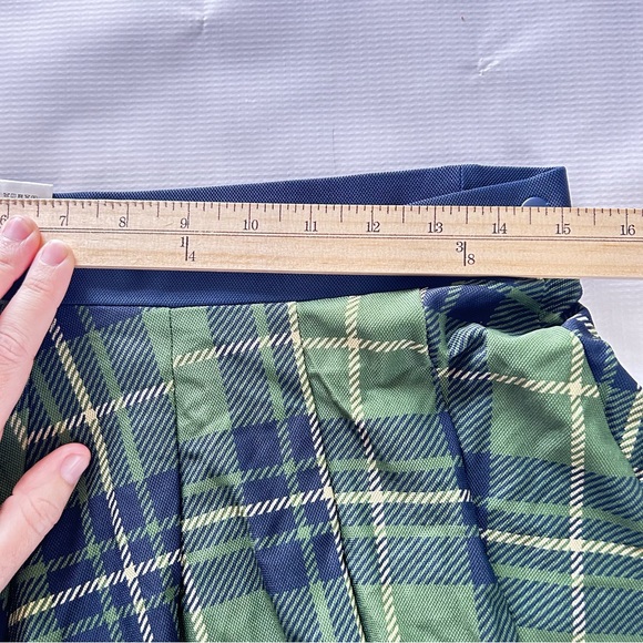 WeWoreWhat Revolve Green Plaid Tennis Skort Large NWT - Picture 5 of 9